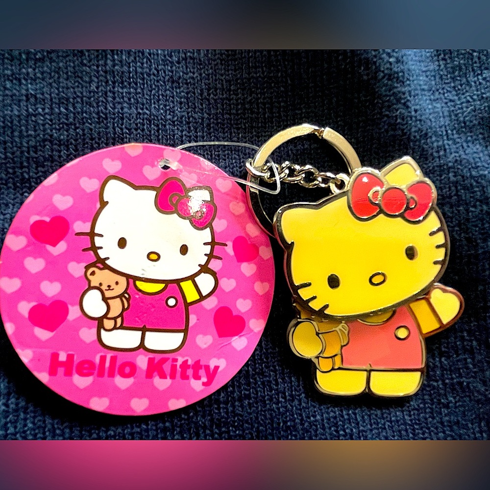 Y2K Hello Kitty! A quality metal key ring with movable head, Sanrio collection